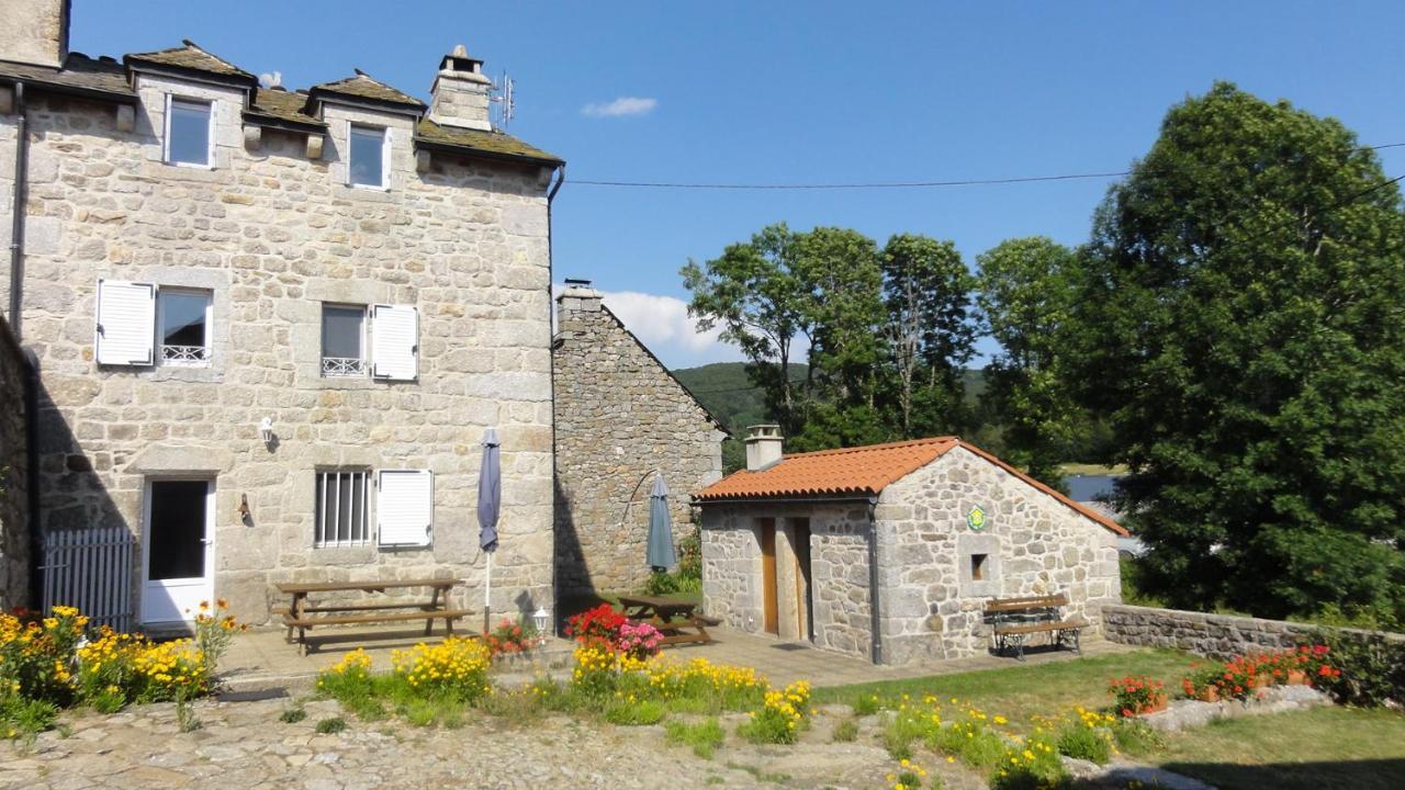 Gite les ducs Mialanes Extérieur photo